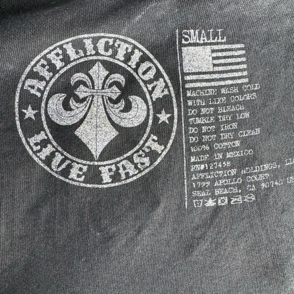 Affliction Men's Short Sleeve Graphic T-shirt - Size: Small -NWT - Picture 11 of 11